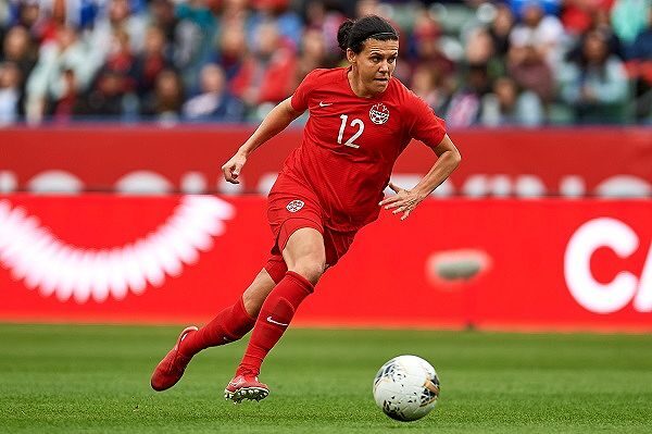 Christine Sinclair - Nữ hoàng ghi bàn