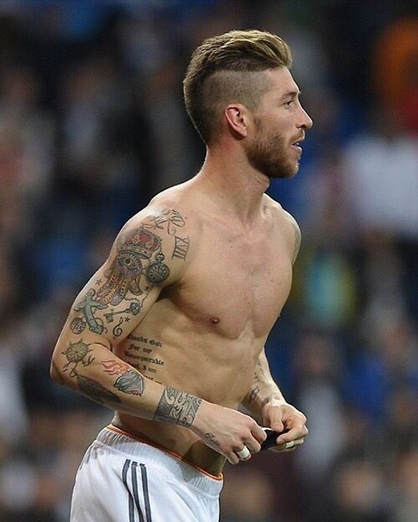 Hình xăm bàn tay Hamsa của Sergio Ramos