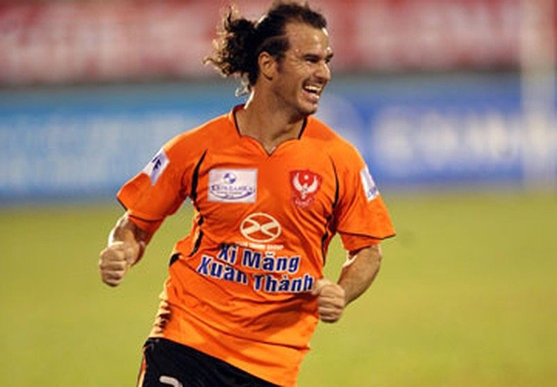 Huỳnh Kesley Alves gắn bó với bóng đá Việt Nam