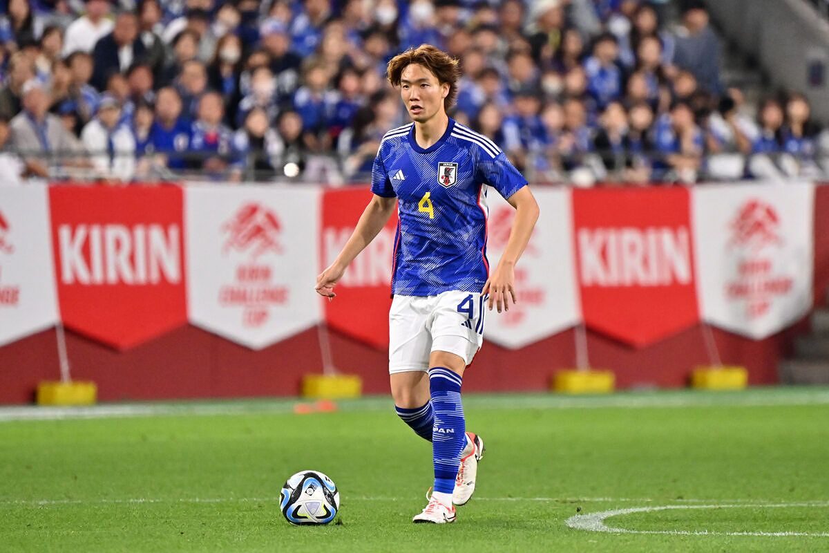 Ko Itakura, trung vệ của Borussia Mönchengladbach