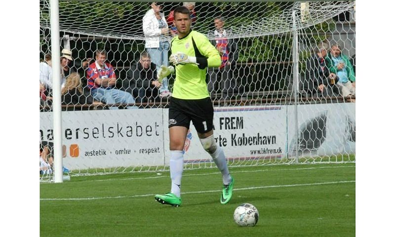 Simon Bloch Jorgensen - Thủ môn cao nhất thế giới hiện nay